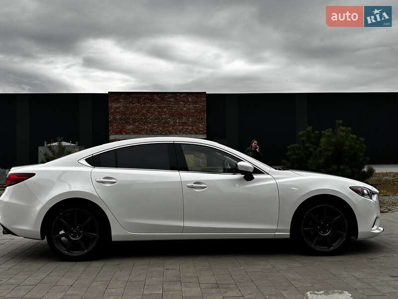 Седан Mazda 6 2014 в Хмельницком