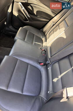 Седан Mazda 6 2014 в 