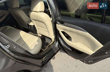 Седан Mazda 6 2021 в 