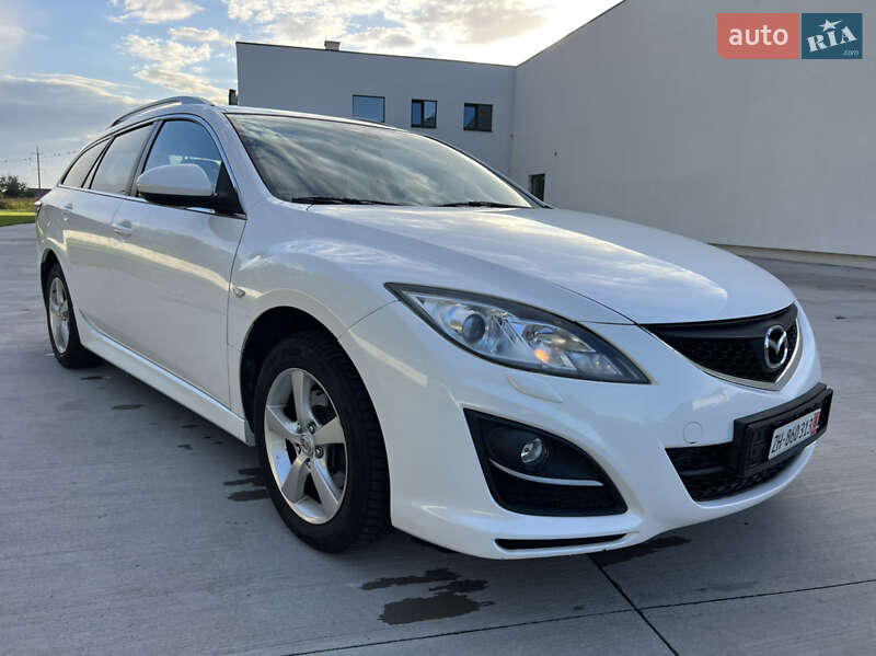 Универсал Mazda 6 2010 в Луцке