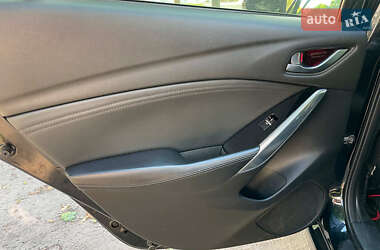 Седан Mazda 6 2015 в 
