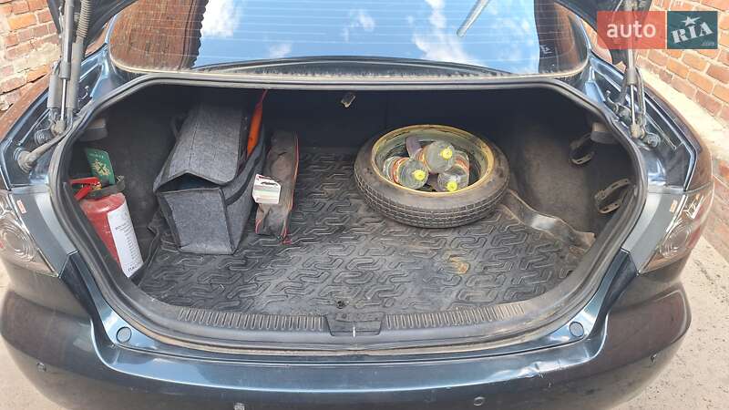 Седан Mazda 6 2006 в Богодухове