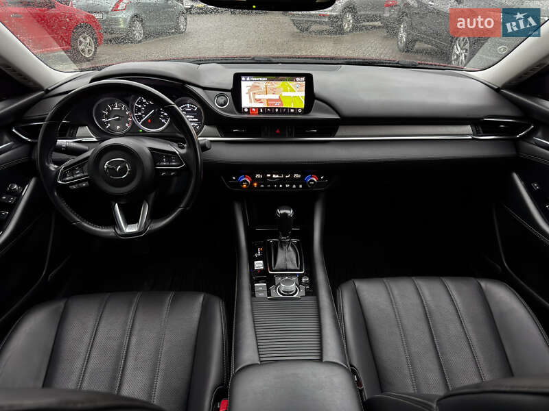 Седан Mazda 6 2018 в Днепре