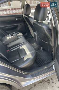 Седан Mazda 6 2002 в 