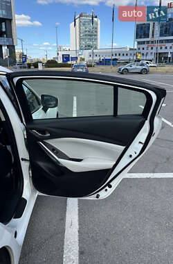 Седан Mazda 6 2016 в 