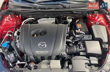 Седан Mazda 6 2013 в 