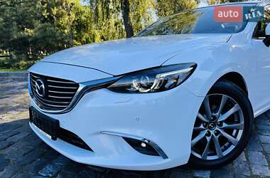 Седан Mazda 6 2016 в 