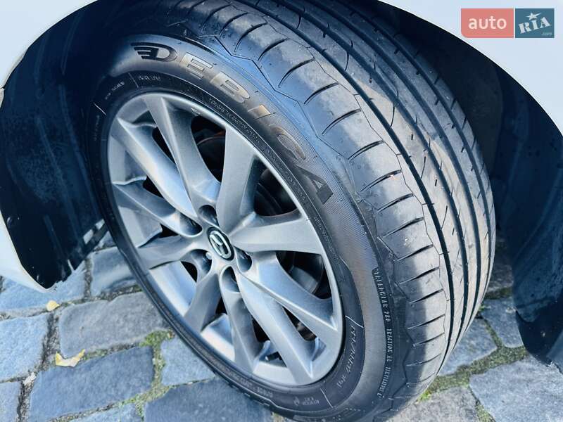 Седан Mazda 6 2016 в Киеве