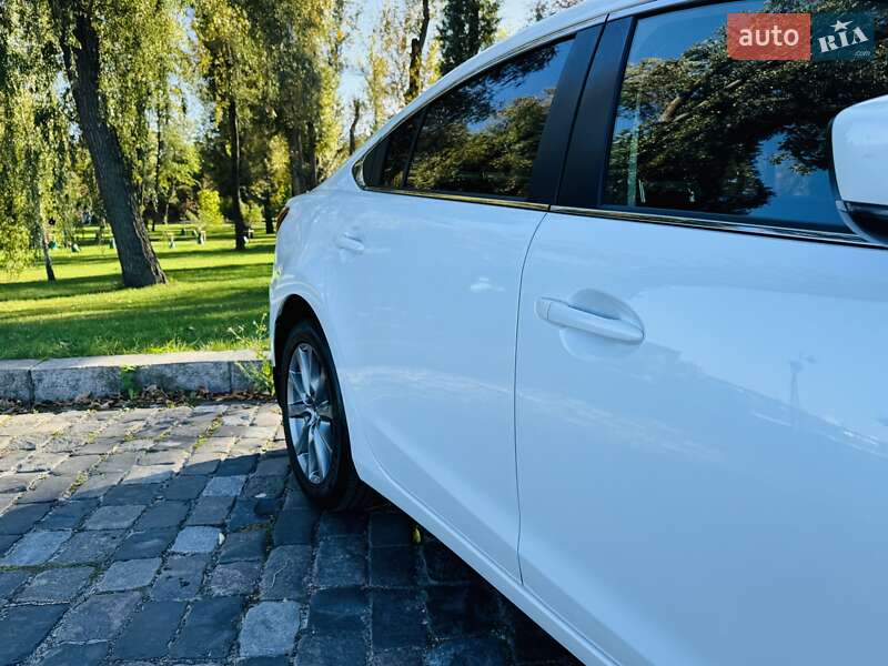 Седан Mazda 6 2016 в Киеве