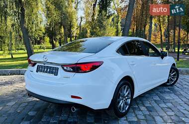 Седан Mazda 6 2016 в 