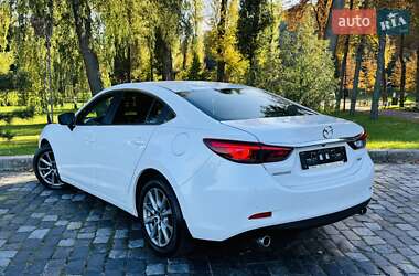 Седан Mazda 6 2016 в 