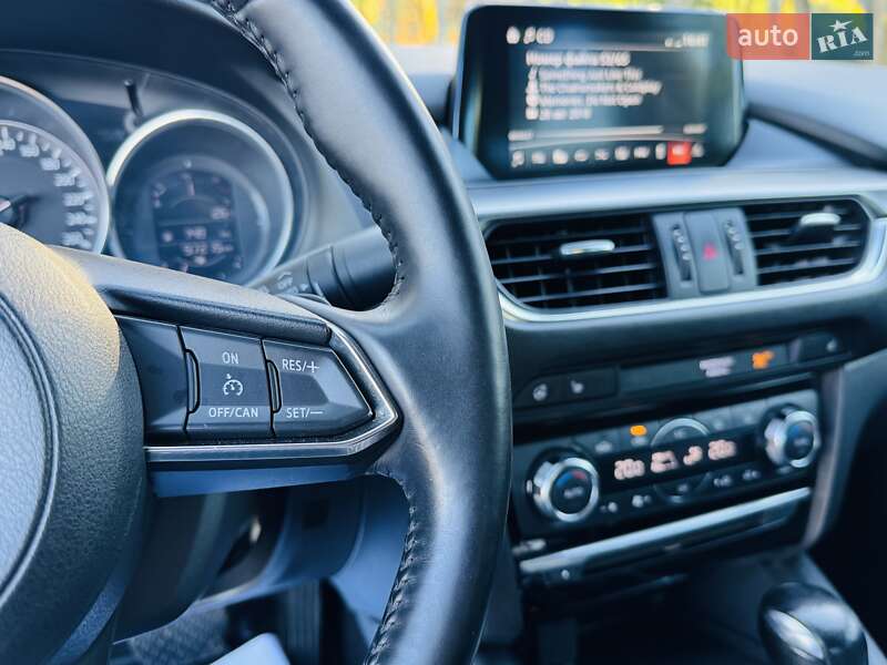 Седан Mazda 6 2016 в Киеве