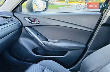 Седан Mazda 6 2016 в 