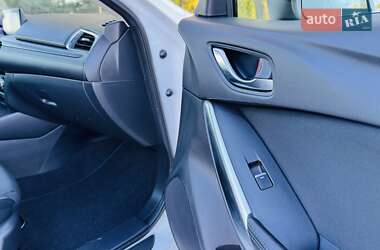 Седан Mazda 6 2016 в 