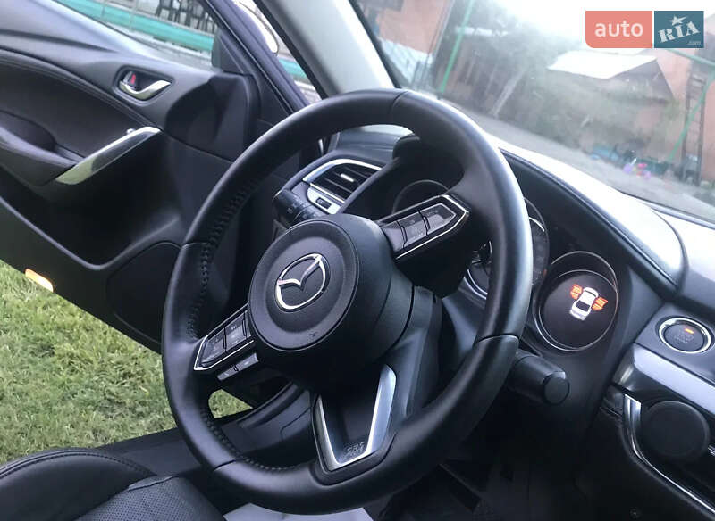 Седан Mazda 6 2016 в Львове