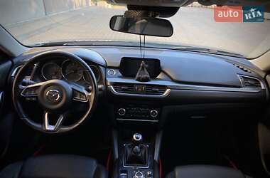Седан Mazda 6 2017 в 