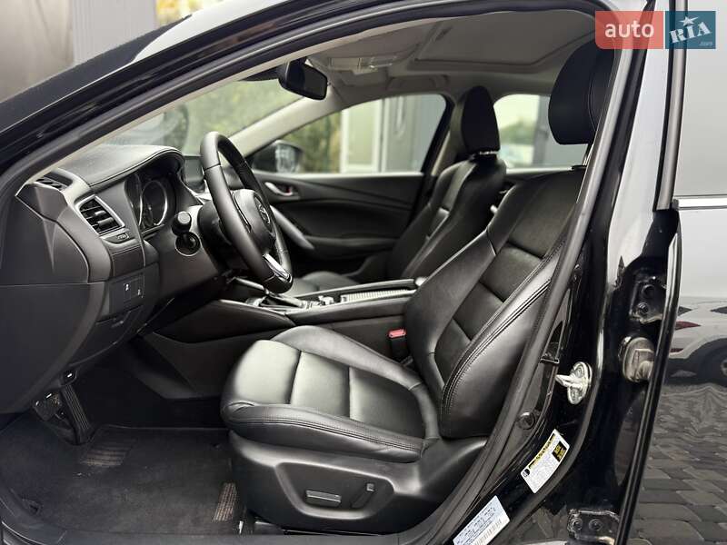 Седан Mazda 6 2017 в Львове