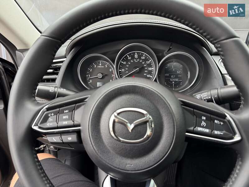 Седан Mazda 6 2017 в Львове