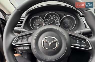 Седан Mazda 6 2017 в 