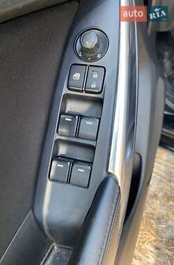 Седан Mazda 6 2014 в 