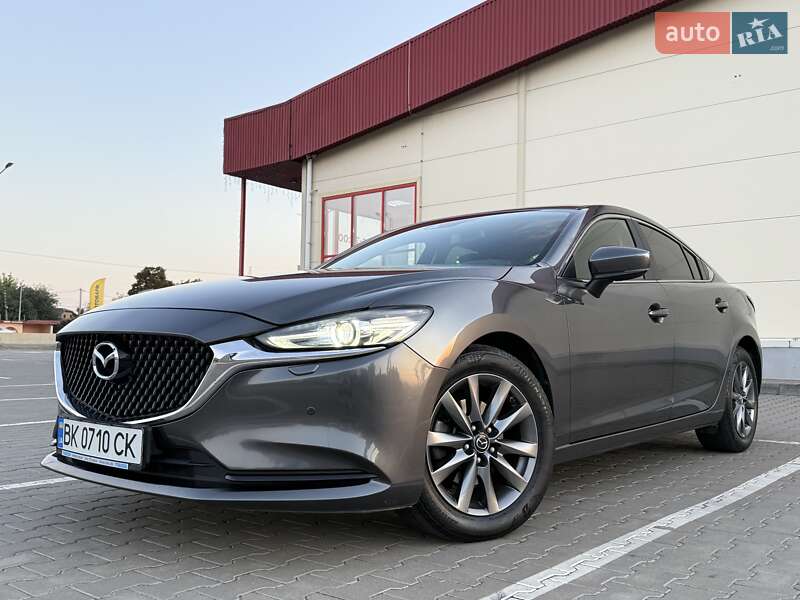 Седан Mazda 6 2018 в 