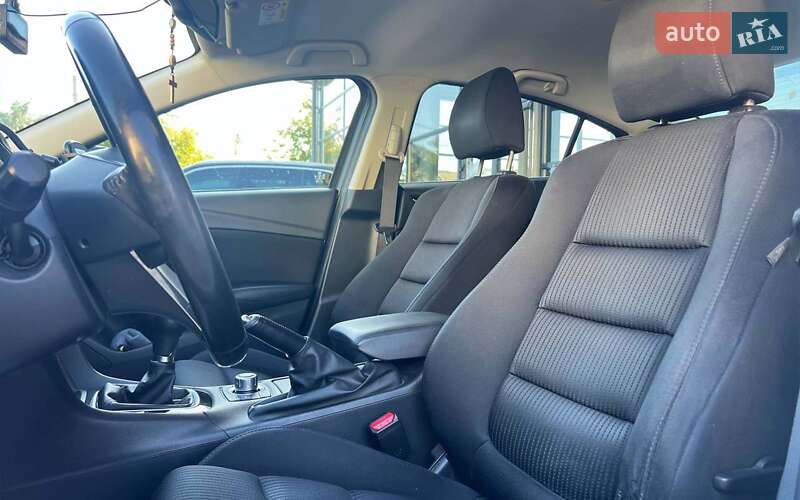 Седан Mazda 6 2014 в Ивано-Франковске