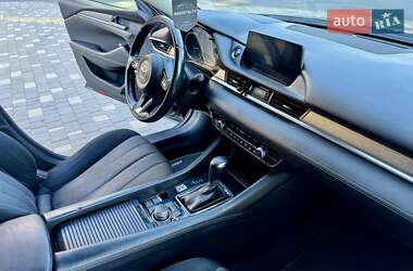 Седан Mazda 6 2018 в 