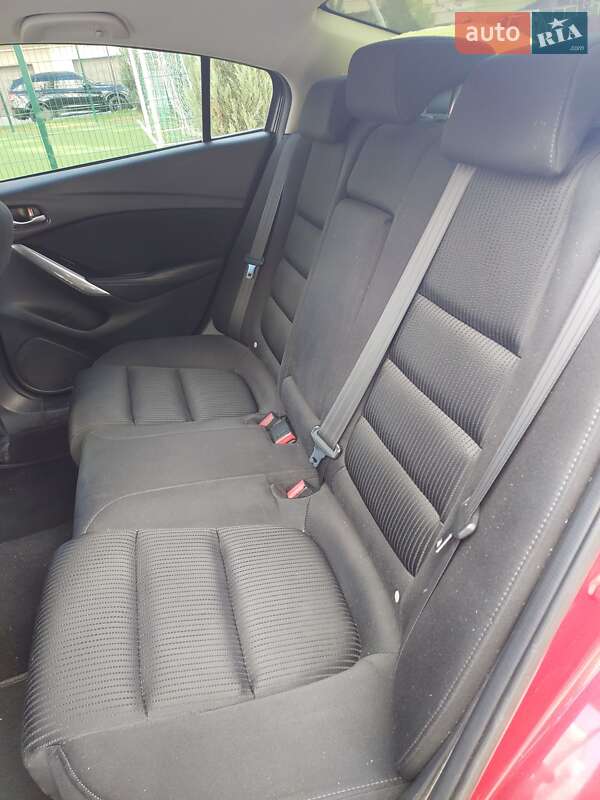 Седан Mazda 6 2012 в Днепре