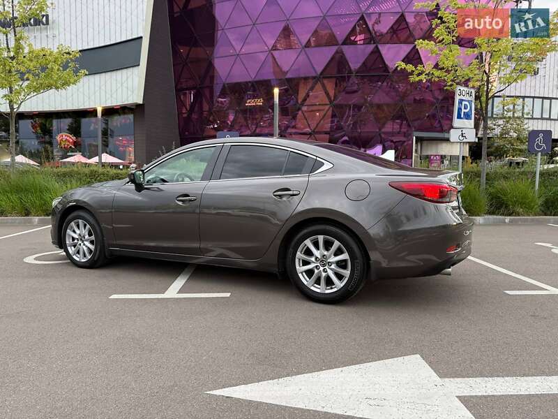 Седан Mazda 6 2015 в Киеве