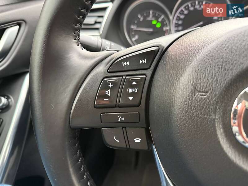 Седан Mazda 6 2015 в Киеве