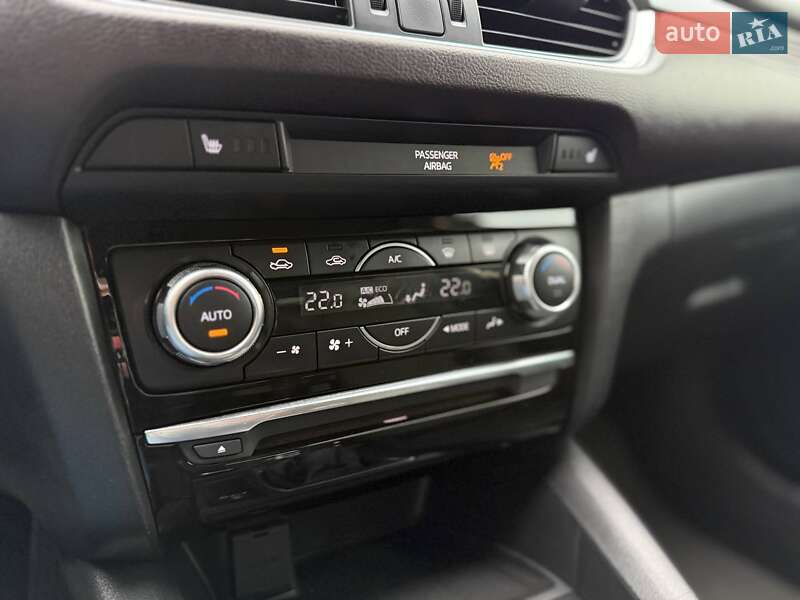 Седан Mazda 6 2015 в Киеве