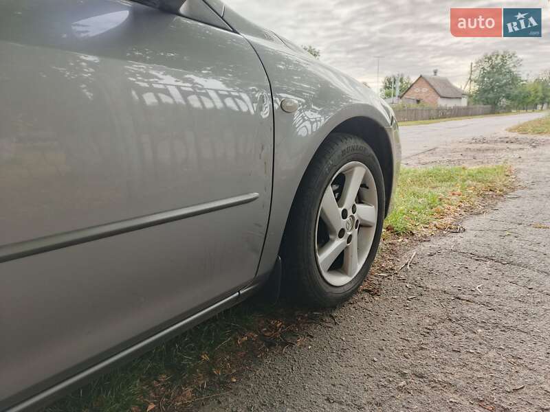 Седан Mazda 6 2005 в Лохвице