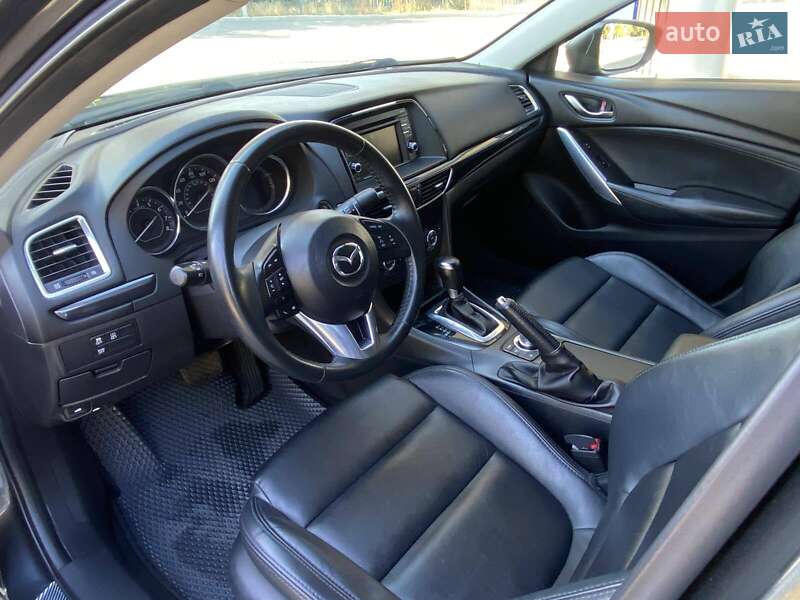 Седан Mazda 6 2014 в Николаеве
