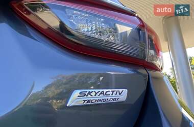 Седан Mazda 6 2014 в 