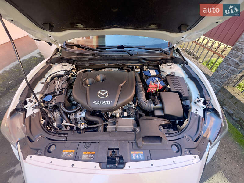 Универсал Mazda 6 2015 в Ровно