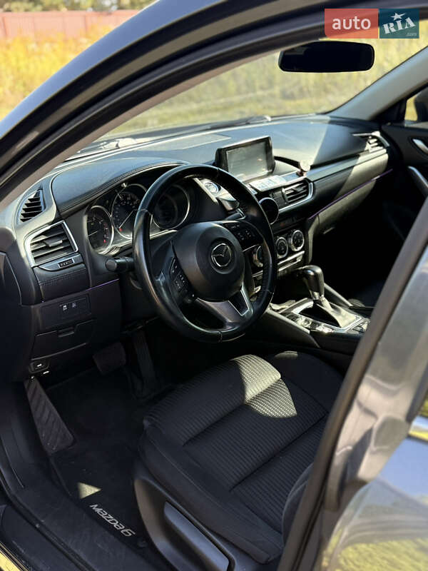 Седан Mazda 6 2015 в Луцке