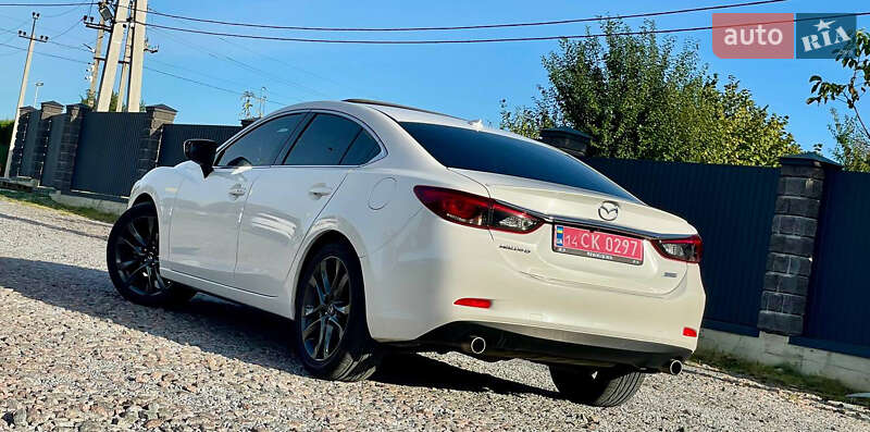 Седан Mazda 6 2016 в Львове