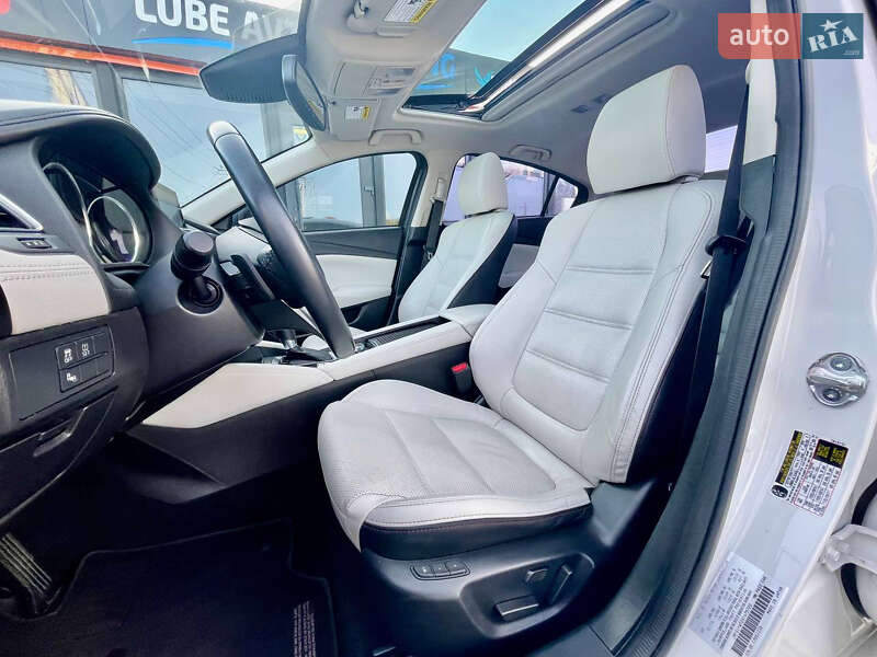 Седан Mazda 6 2016 в Львове