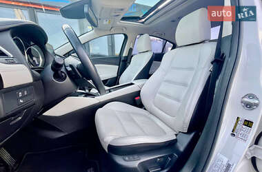 Седан Mazda 6 2016 в 