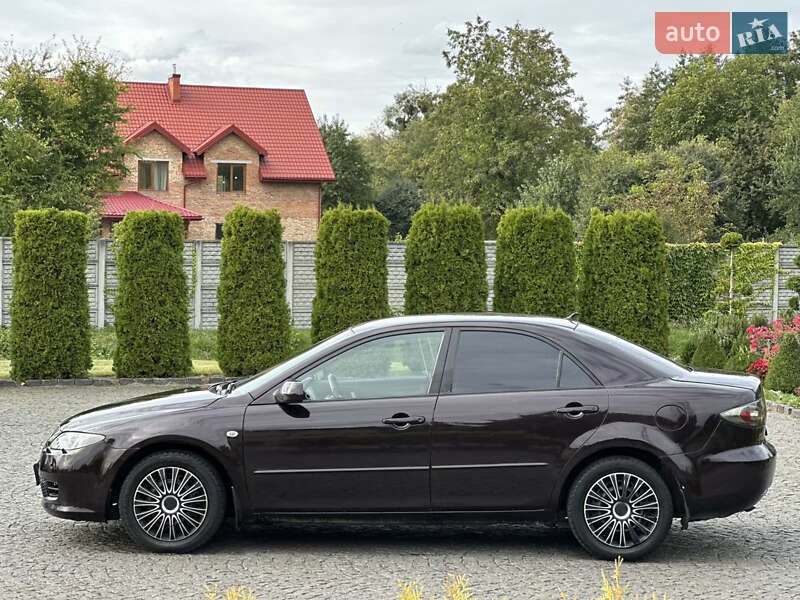 Седан Mazda 6 2006 в Жовкве