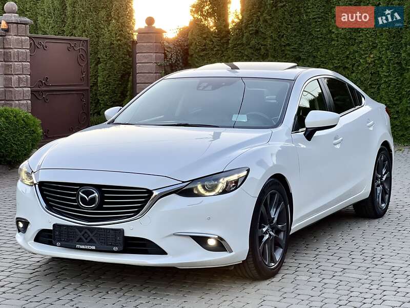 Седан Mazda 6 2015 в Ровно