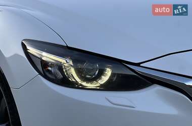 Седан Mazda 6 2015 в 