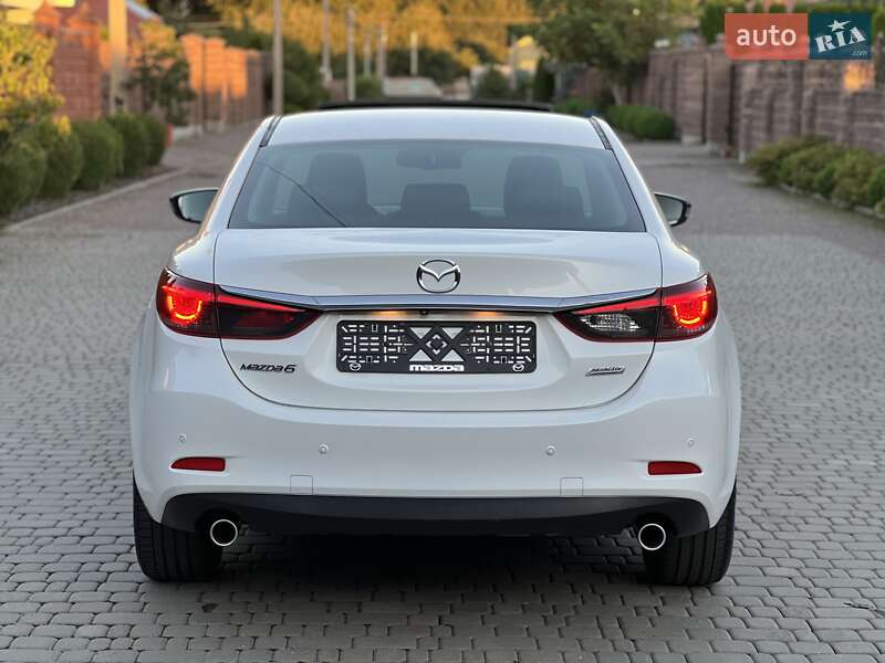 Седан Mazda 6 2015 в Ровно