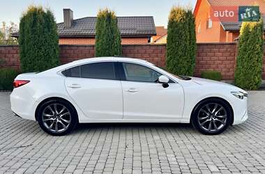 Седан Mazda 6 2015 в 