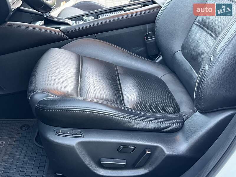 Седан Mazda 6 2015 в Ровно