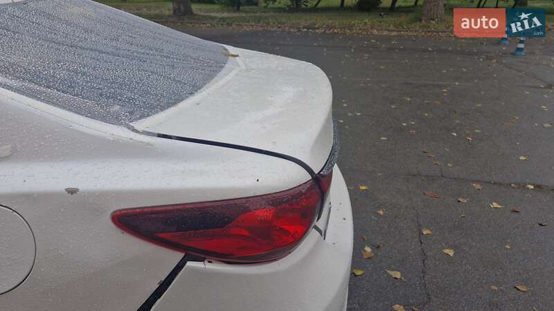 Седан Mazda 6 2014 в Киеве