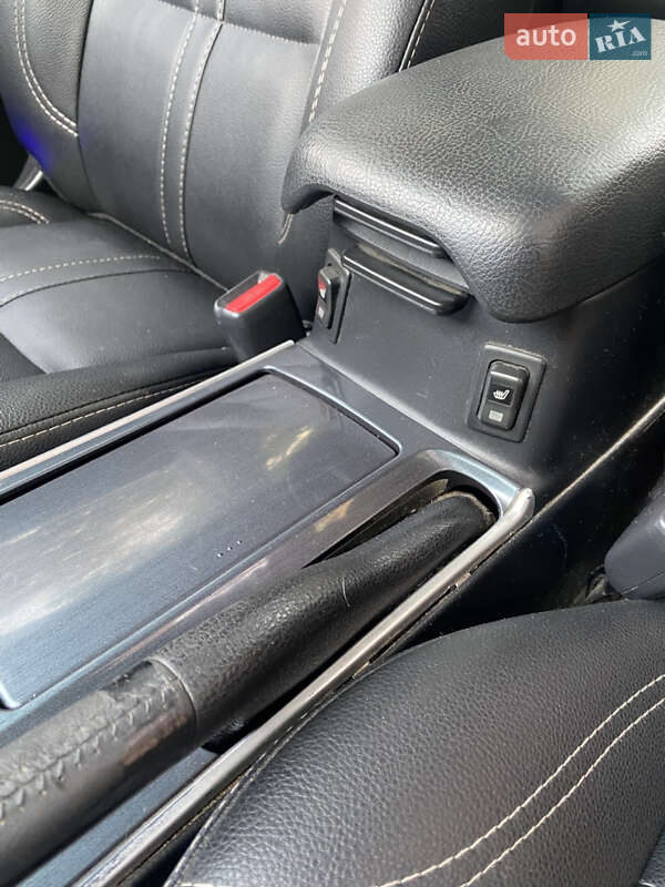 Седан Mazda 6 2006 в Чернигове