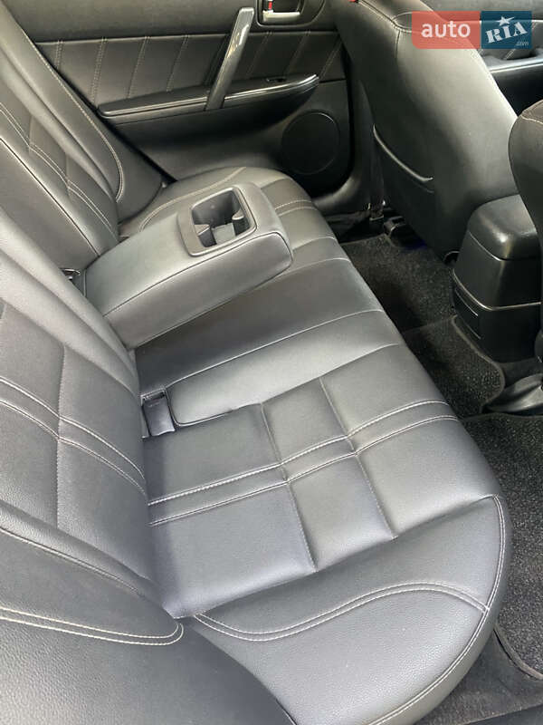 Седан Mazda 6 2006 в Чернигове