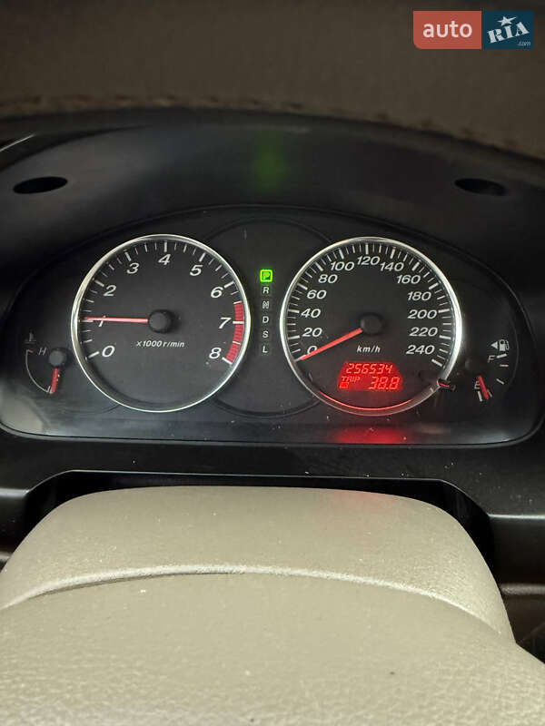 Седан Mazda 6 2004 в Чернигове