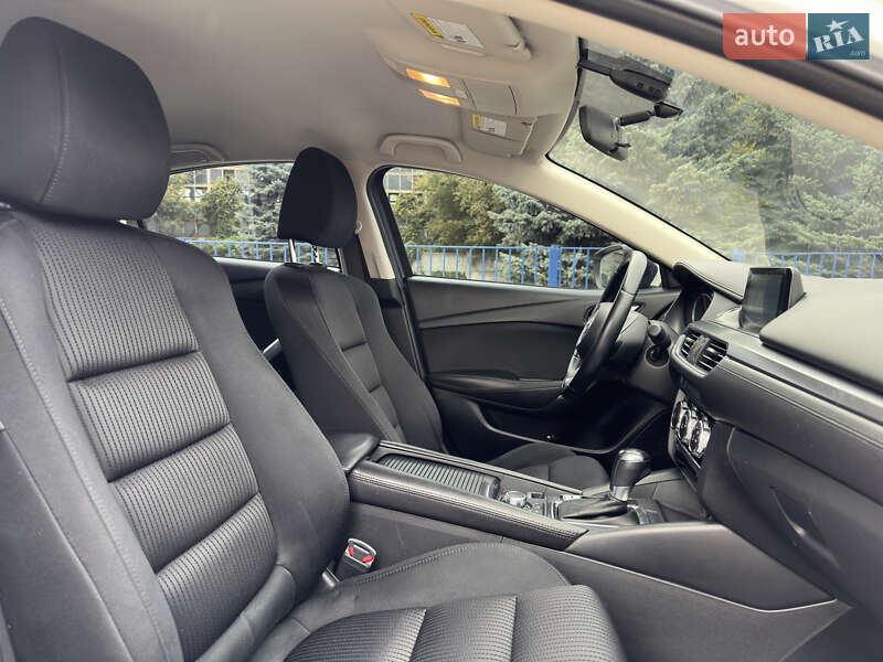 Седан Mazda 6 2017 в Прилуках